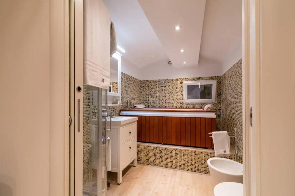 Moscova - Garibaldi Lusso, Sauna E Idromassaggio Μιλάνο Εξωτερικό φωτογραφία