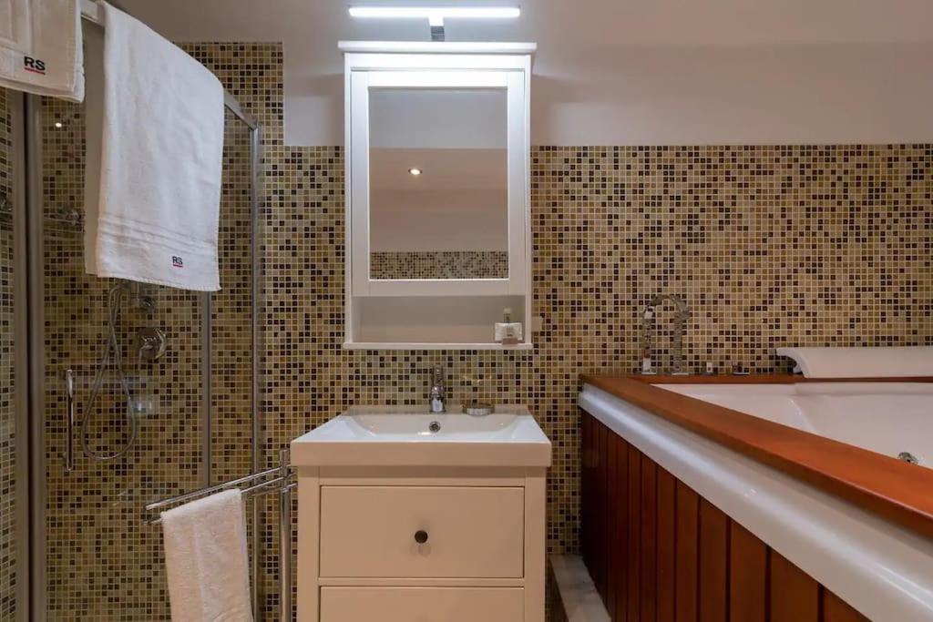 Moscova - Garibaldi Lusso, Sauna E Idromassaggio Μιλάνο Εξωτερικό φωτογραφία